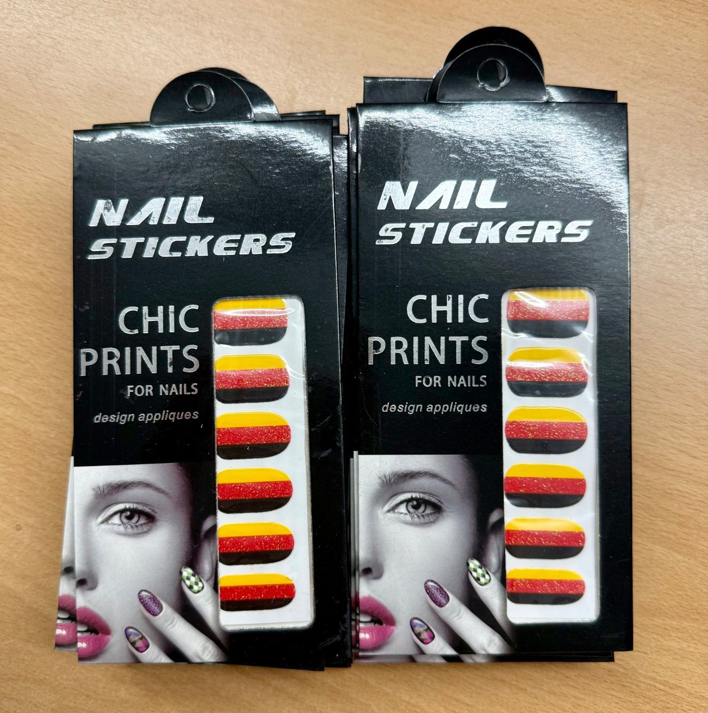 Karton mit min. 30 Pack Nagel Sticker Deutschland Restposten Posten Ware WM