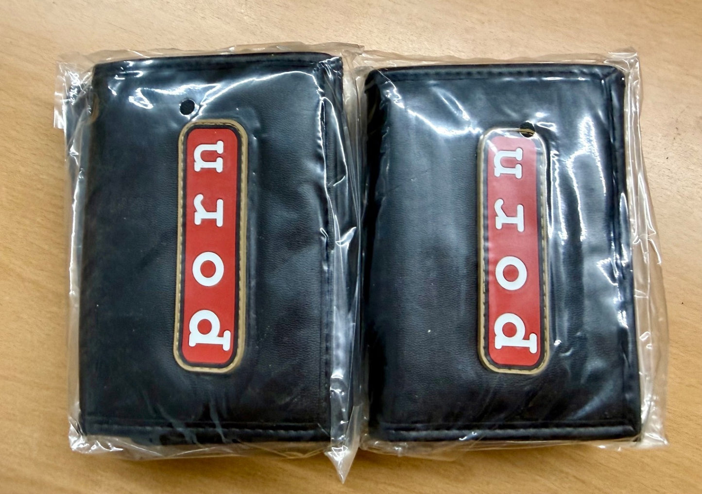Karton mit min. 8 Geldbeutel Porn Design Restposten Posten A Ware Aktion TOP