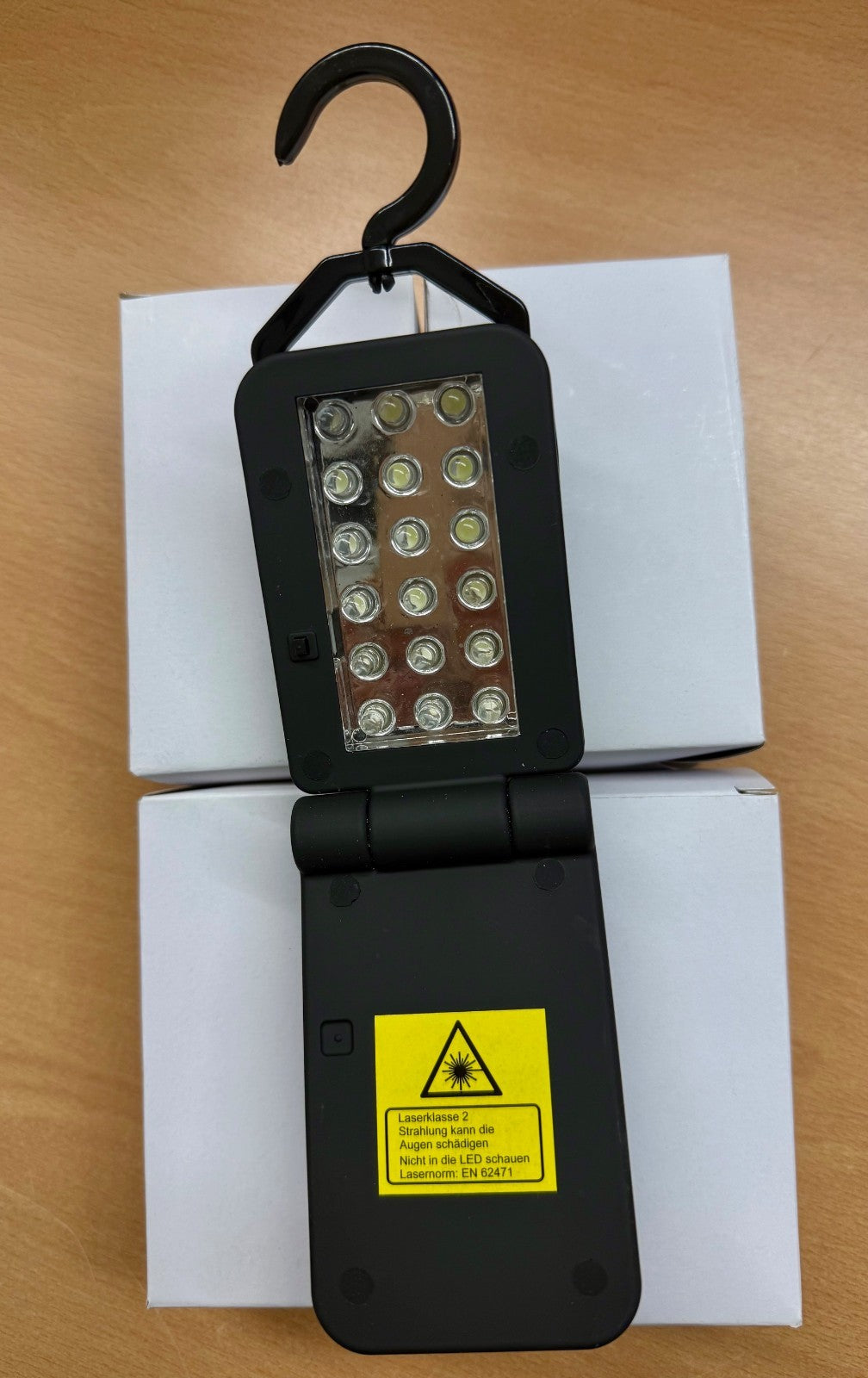 Karton mit min. 5 Arbeitslichter mit Haken Restposten Posten A Ware Aktion Top