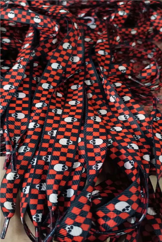 1 Karton 50 Paar Schnürsenkel Skull Totenkopf Karo Schwarz Rot 116cm 20mm