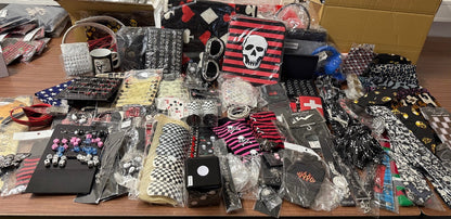 Geschenkbox Überraschunggsbox Rockabilly Biker Metall Gothic Punk Restposten
