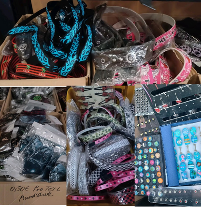 Suprice Geschenkbox, Überraschunggsbox Biker Metall Gothic Emo Frau Girl Posten