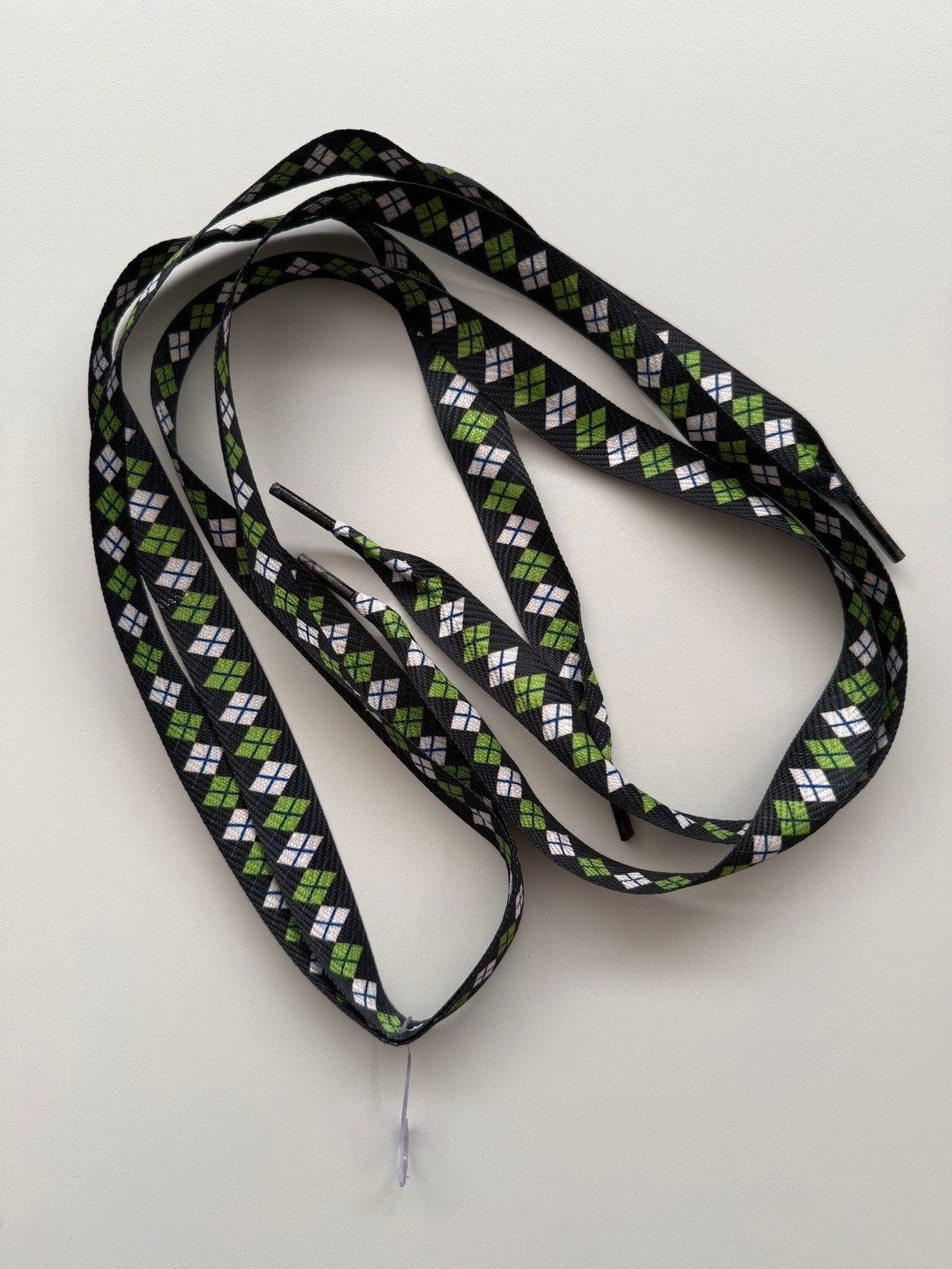 100 Paar Schnürsenkel Schwarz/Grün/Weiß Rauten Flachsenkel Sneaker Sportschuhe