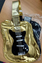 Karton mit min. 4 Schultertasche Handtaschen Schwarz/Gold Gitarren Restposten Posten Aktion