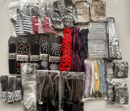 Karton mit min. 235 Accessoires Textil Restposten Posten Aktion A Ware TOP