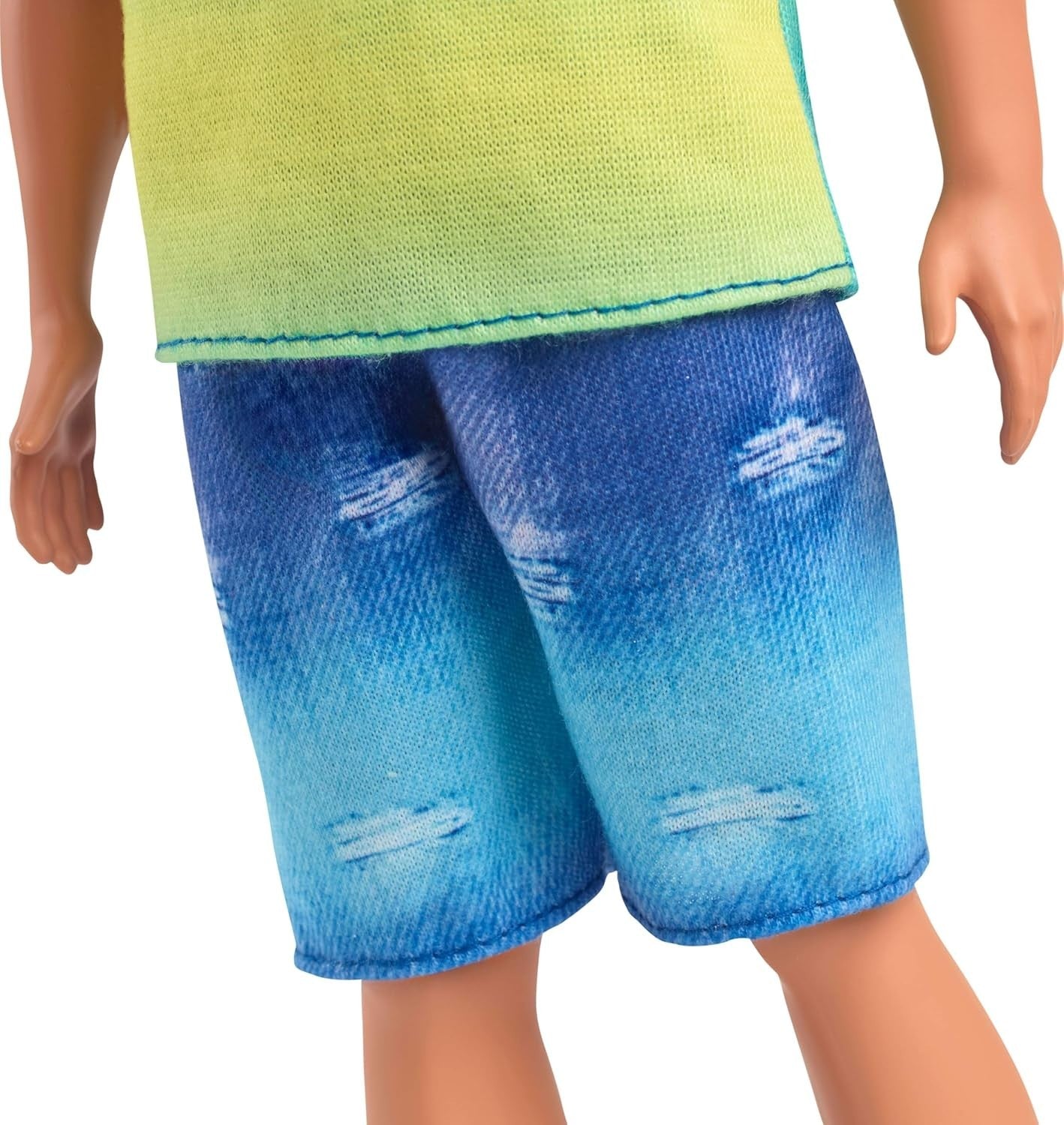 Mattel DWK44 / HYV00 Barbie Fashionistas Ken Puppe Ombre Tanktop Jeans Shorts