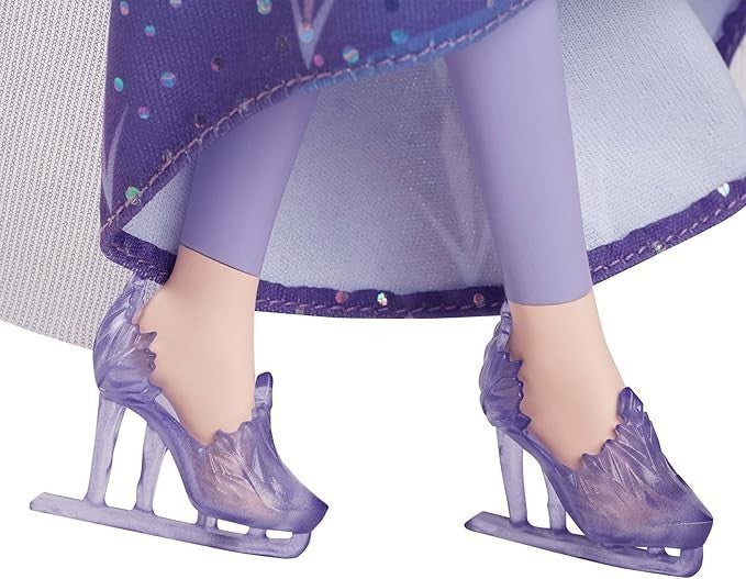 Mattel JBG53 Disney Frozen Die Eiskönigin Winterfest Elsa Puppe Eisläuferin