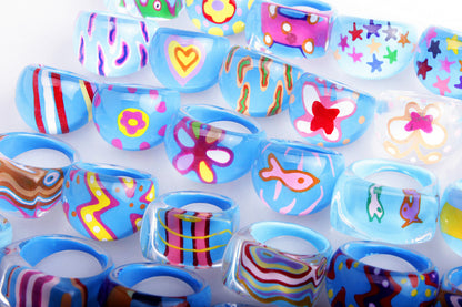 30 bunte Ringe Set Modeschmuck Party Deko Geschenkidee Schmuck Mix unter 1€/Stk