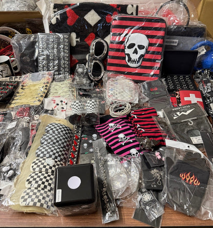 Geschenkbox Überraschunggsbox Rockabilly Biker Metall Gothic Punk Restposten