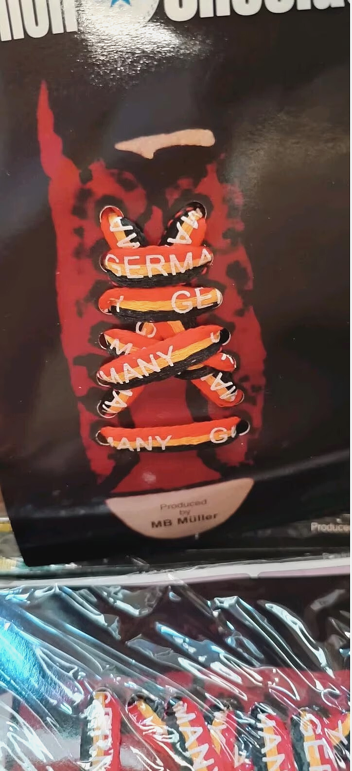 1 Karton 50 Paar Schnürsenkel Deutschland als Fanartikel aus Lagerräumung