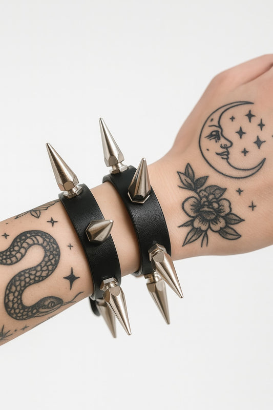 2er Set Lederarmband mit großen Spikes Nieten Schwarz Lederarmband Nietenarmband