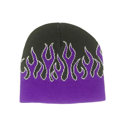 Strickmütze Lila mit Flammen-Muster – Wintermütze/Beanie Unisex – Warme Strickmütze für Damen & Herren