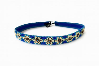 Muschelgürtel Damen – Hüftgürtel & Taillengürtel in Dunkel- und Hellblau | Boho Ibiza Sommer Style mit Muscheln und Perlen – Hippie Festival Accessoire
