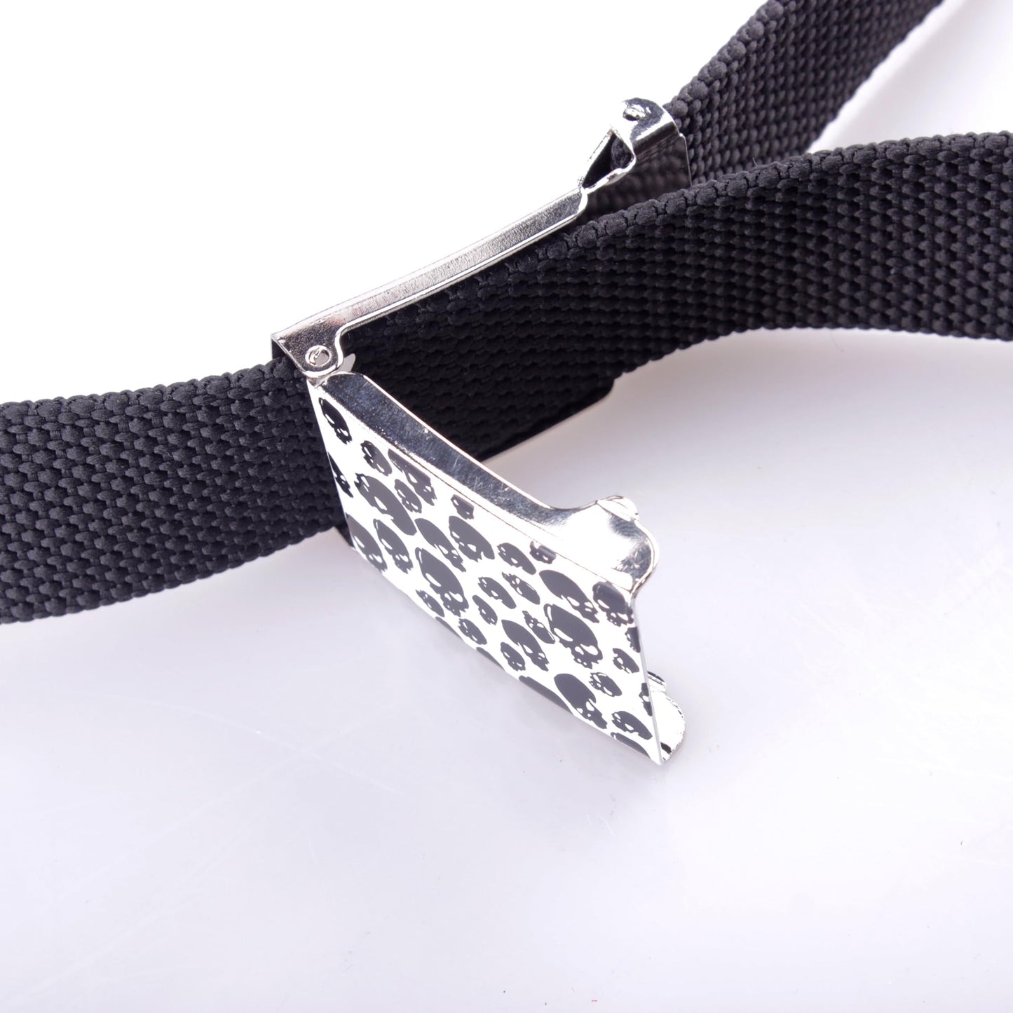 Schwarz-Weiß Totenkopf Skull Gürtel Belt – Unisex Hüftgürtel im Punk Rock Rockabilly Stil | Skull Design für Damen & Herren